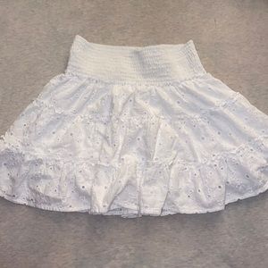 American eagle white skirt. xs
